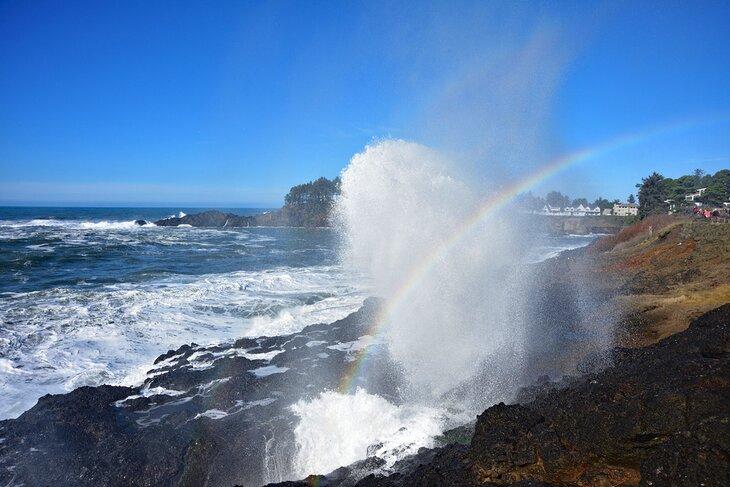 Spouting Horn en Depoe Bay en un claro día de invierno
