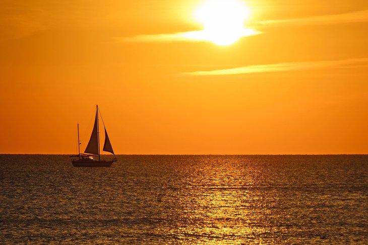 Crucero al atardecer en Fort Myers