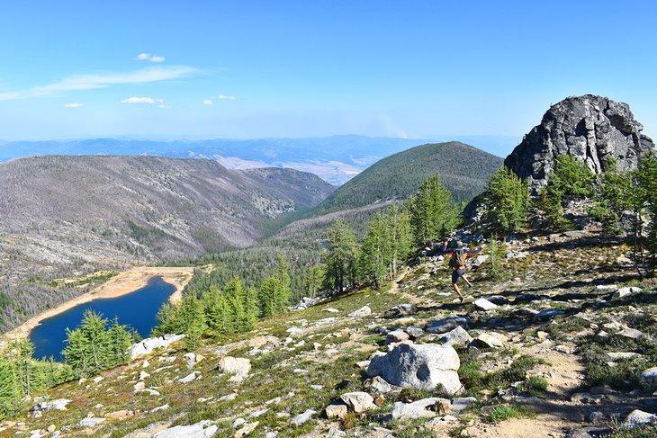 Ascendant le Mont Lolo