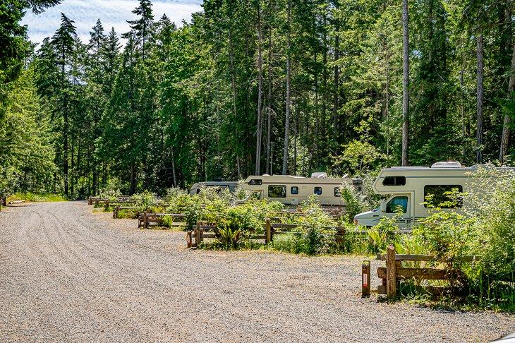 Sitios para autocaravanas en Rathtrevor Beach Provincial Park