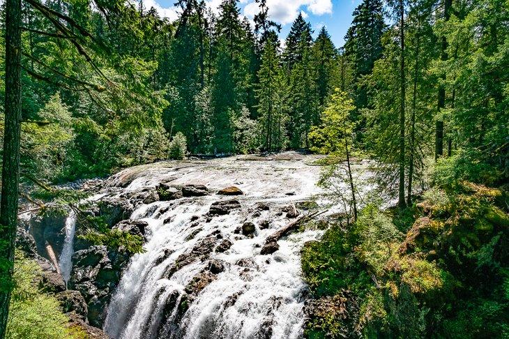 Parque Provincial Englishman River Falls