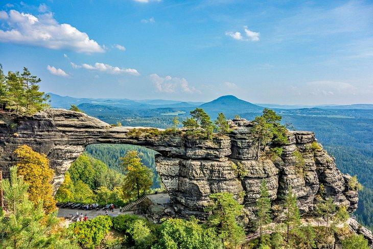 Arc en grès Pravčická dans le parc national de la Suisse bohémienne
