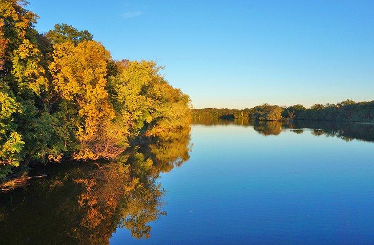 Lago Carnegie en otoño