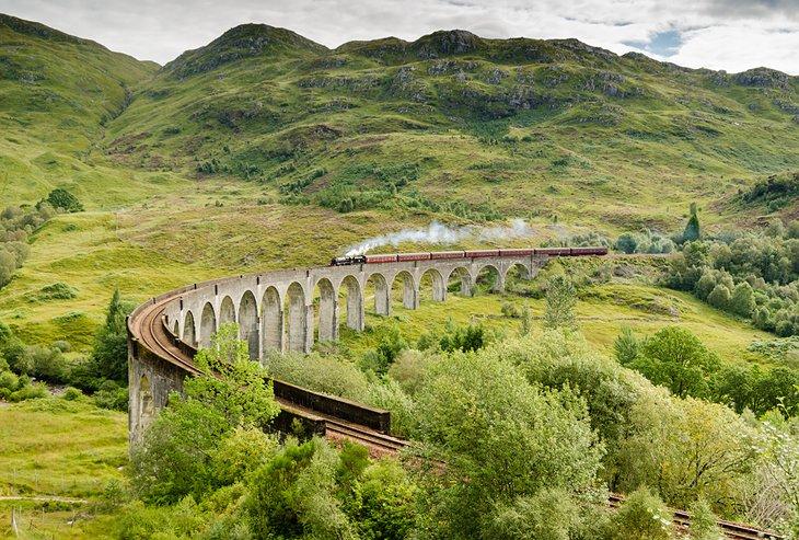 Tren de vapor en el Viaducto de Glenfinnan
