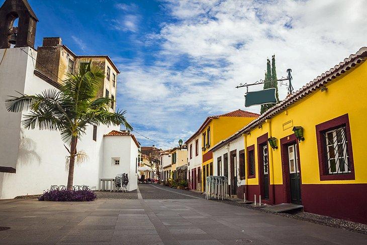 Zona Velha (Centro Histórico)