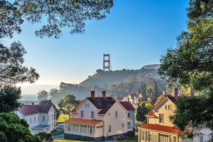 Pont du Golden Gate depuis Cavallo Point et Parc National Fort Baker