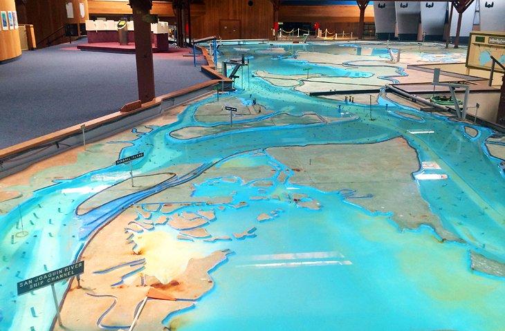 Modèle de la Baie de San Francisco-Delta