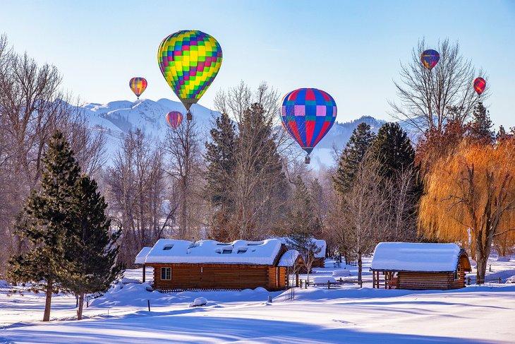 Heißluftballons über Winthrop, Washington