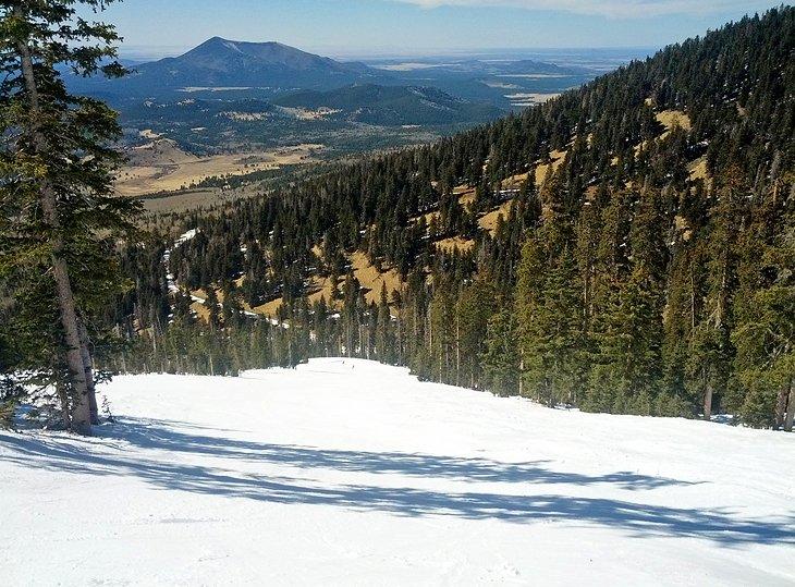 Esquí de primavera en Arizona Snowbowl