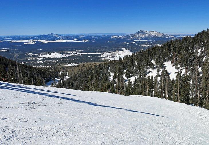 Vista desde el Monte Humphreys en Arizona Snowbowl
