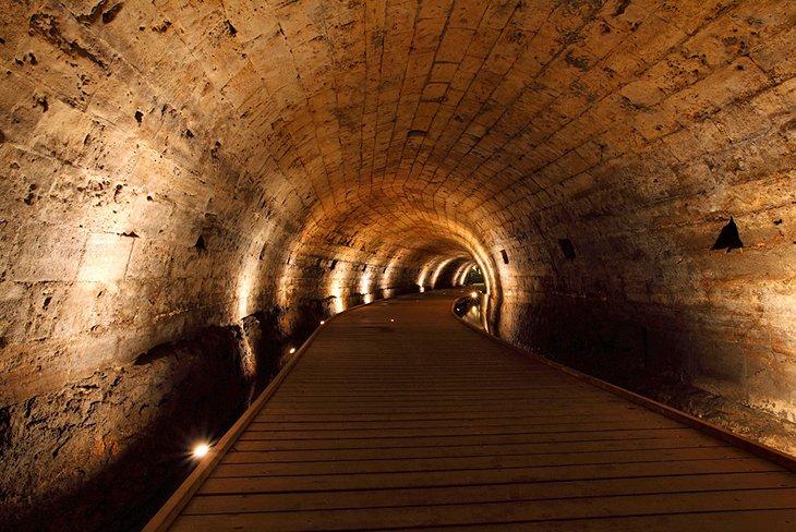 Túnel de los Cruzados