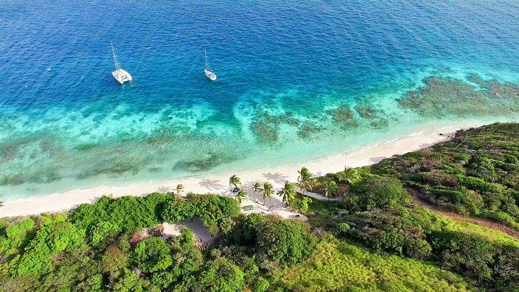 Photo aérienne du Parc marin des Tobago Cays