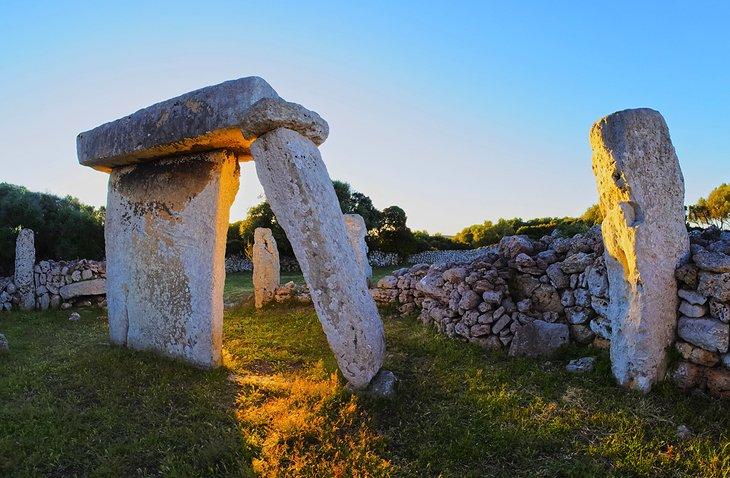 El sitio prehistórico de Talatí de Dalt (isla de Menorca)