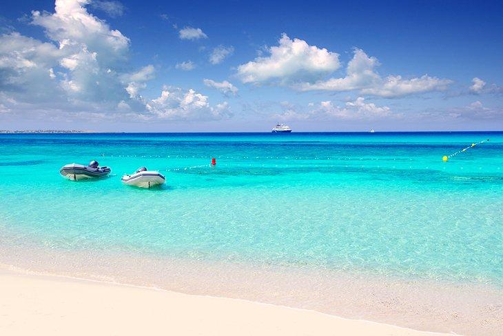 Hermosas playas en la isla de Formentera