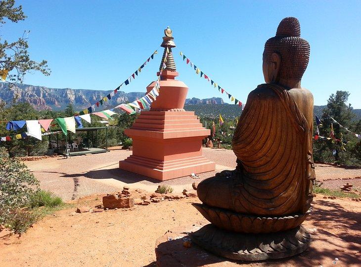Amitabha Stupa y Peace Park