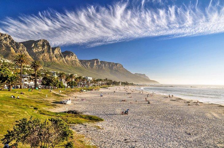 Playa Camps Bay en Ciudad del Cabo