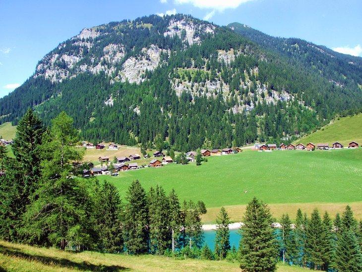 Das Dorf Steg und der Gaenglesee