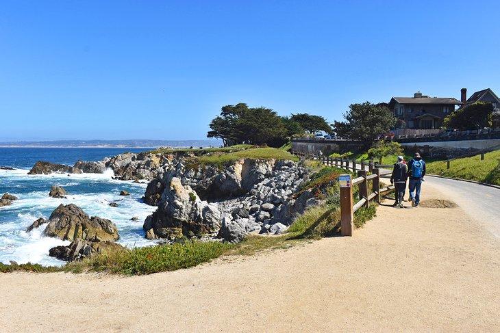 Sendero Costero de la Bahía de Monterey