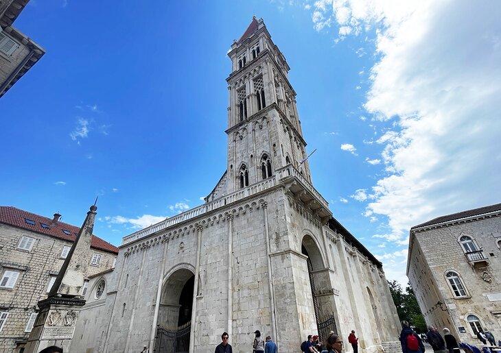 Cathédrale Saint-Laurent