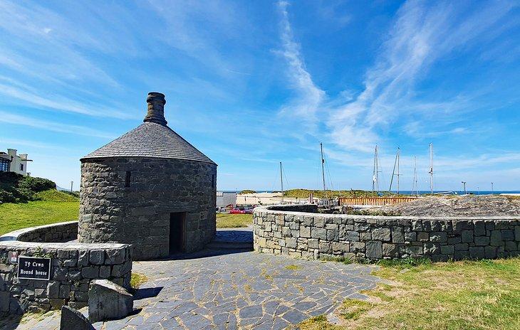 Ty Crwn Rundhaus, Barmouth Heritage Trail