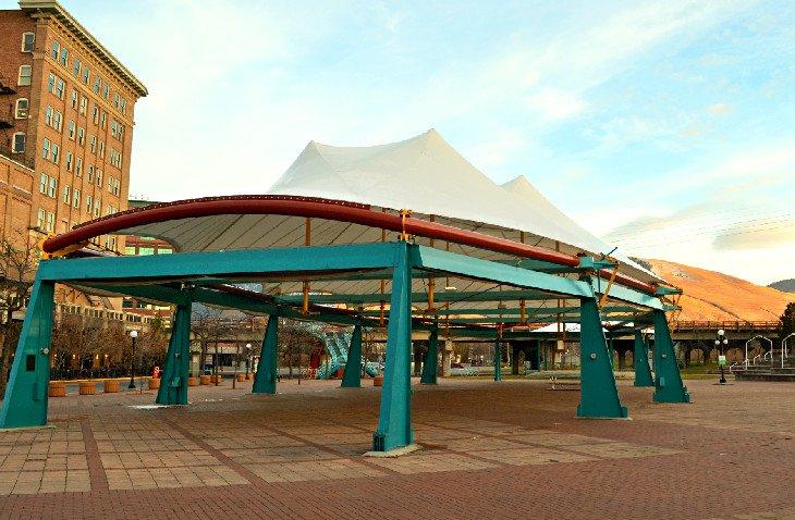 Pabellones de Caras Park