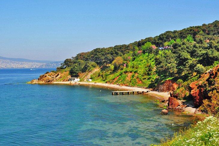 Playa en Heybeli Ada