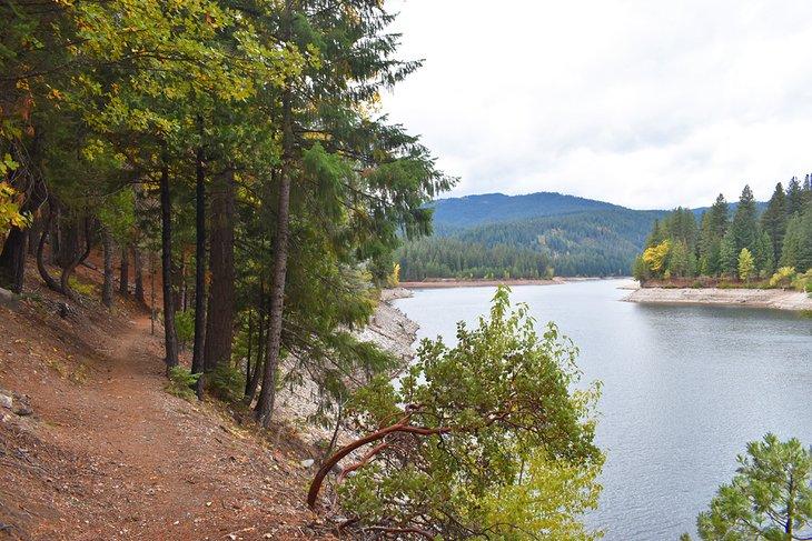 Sentier du lac Siskiyou