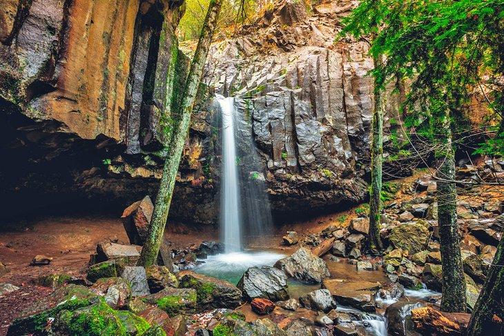Chutes Hedge Creek