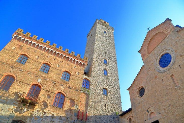Palazzo del Popolo (Palazzo Comunale) en la Piazza del Duomo, San Gimignano