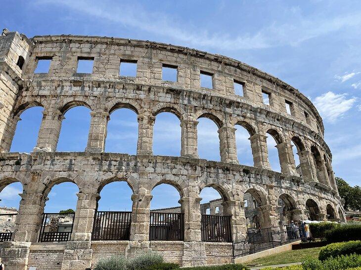 Amphithéâtre de Pula