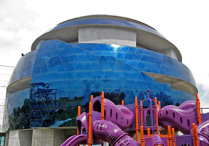 Cúpula IMAX en el Museo de Ciencias e Industria en Tampa