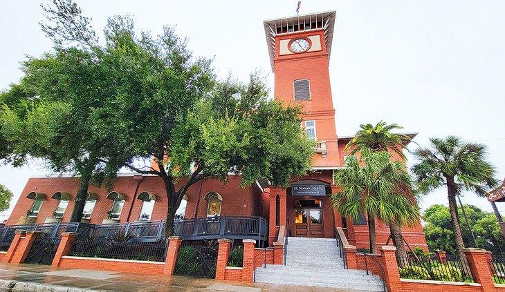 Museo y Fábrica de J.C. Newman