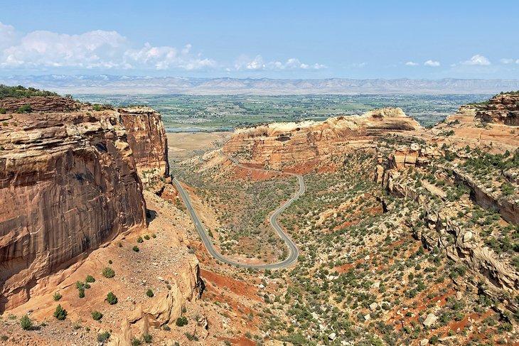 Vous pouvez camper dans le Colorado National Monument lorsque vous séjournez au Saddlehorn Campground