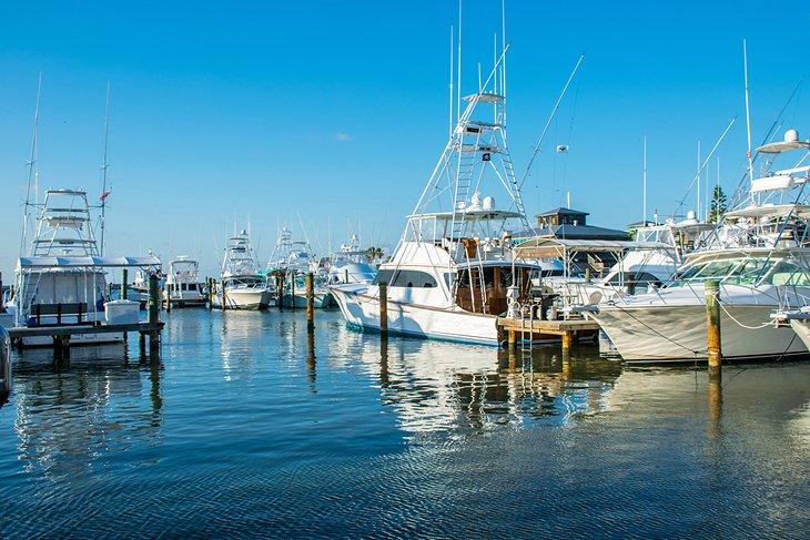 Bateaux de pêche dans le port de Port Aransas