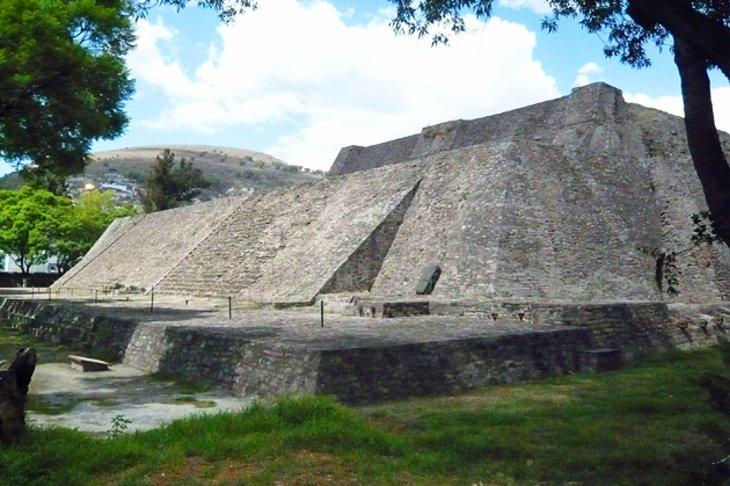 La Pirámide Azteca de Tenayuca