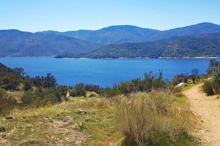 Hiking trail above Lake Arrowhead