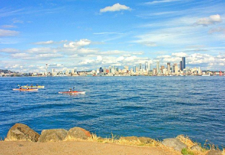 Horizonte de Seattle desde Alki Beach