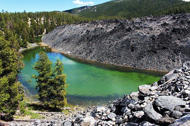 Ruta del sendero Big Obsidian Flow