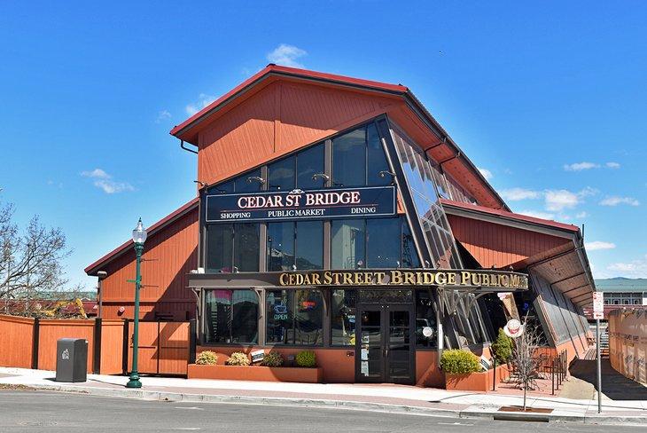 Marché public du pont Cedar Street
