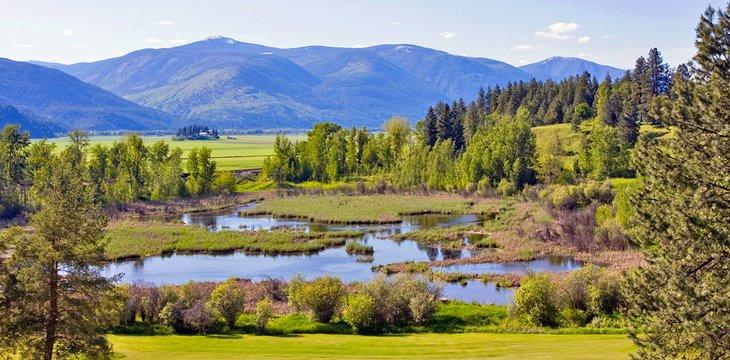 Paysage époustouflant le long de la boucle internationale Selkirk près de Bonners Ferry, Idaho