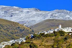 Atracciones turísticas en las montañas de Sierra Nevada en España