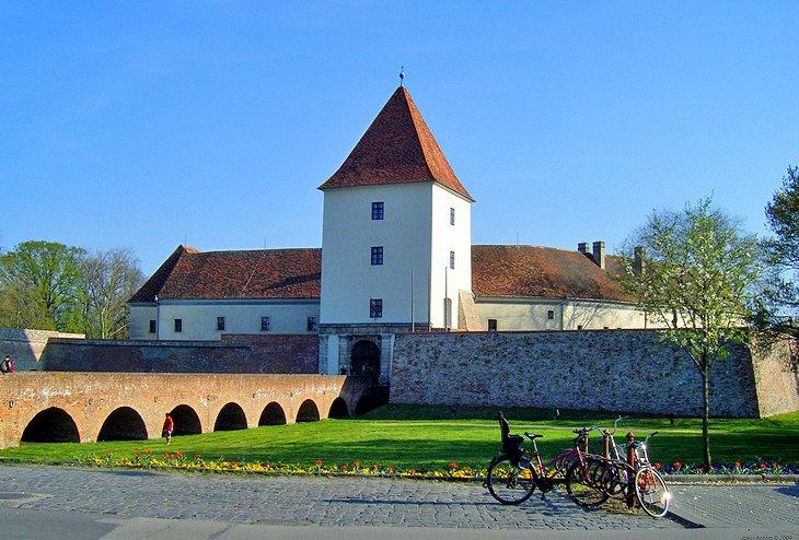 Château Nádasdy et Musée à Sárvár
