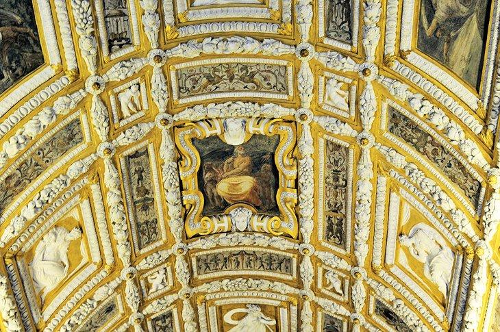 Techo de la Scala d'Oro