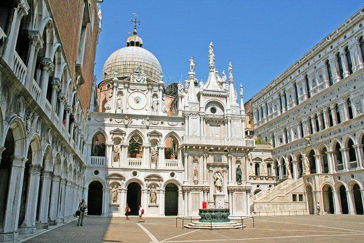 Arco Foscari y Scala dei Giganti