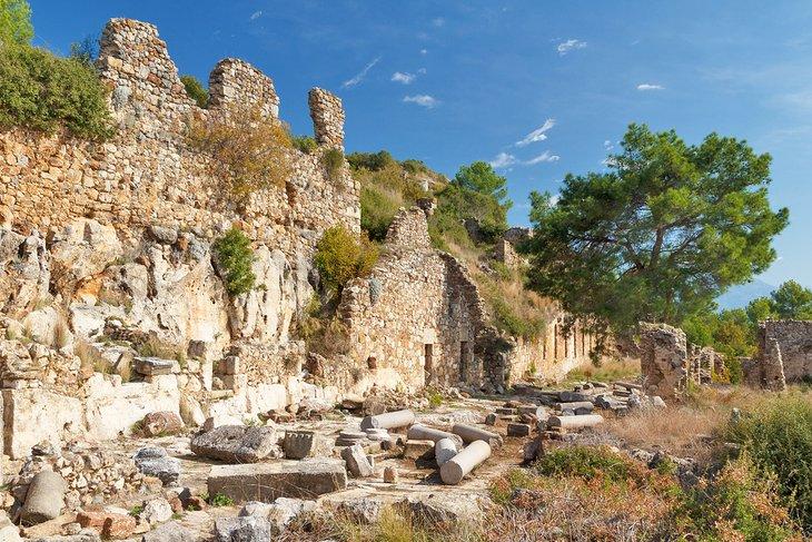 Ruinas antiguas en Syedra