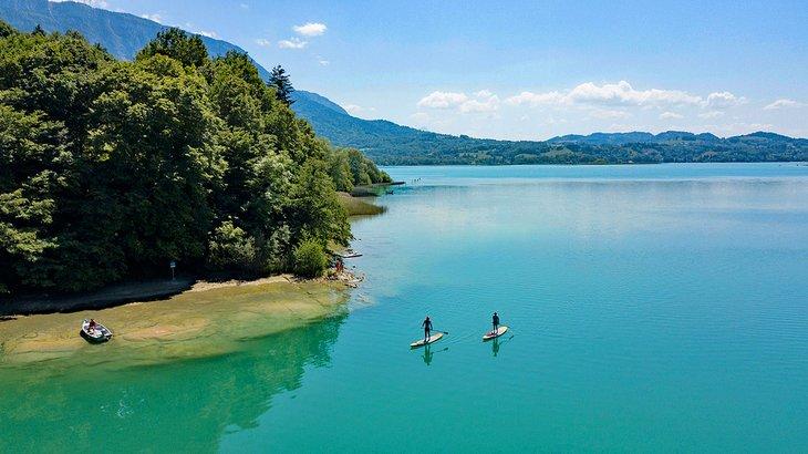 Remando en el Lago Aiguebelette