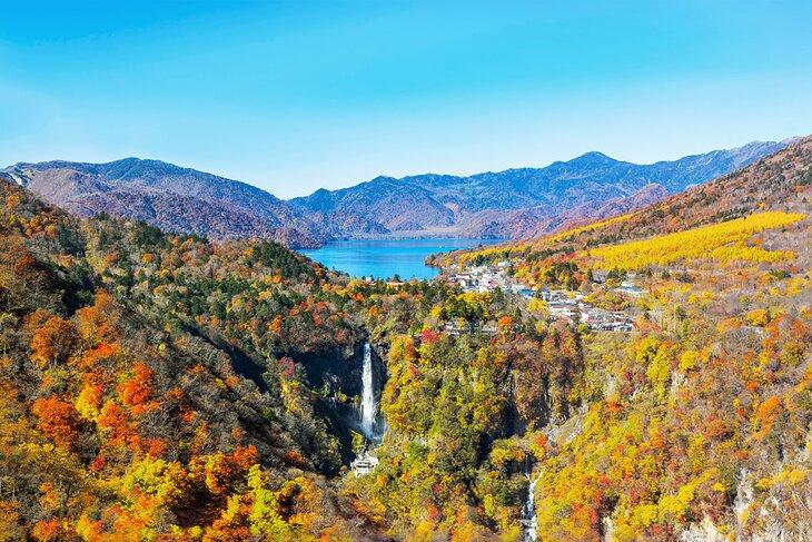 Lago Chuzenji y Cascadas Kegon en el Parque Nacional Nikkō