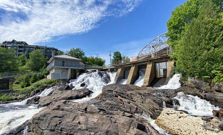 Chute dans le centre-ville de Bracebridge