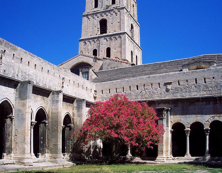 Claustro de Saint-Trophime