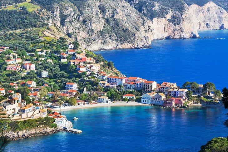 Pueblo de Assos en la Isla de Cefalonia
